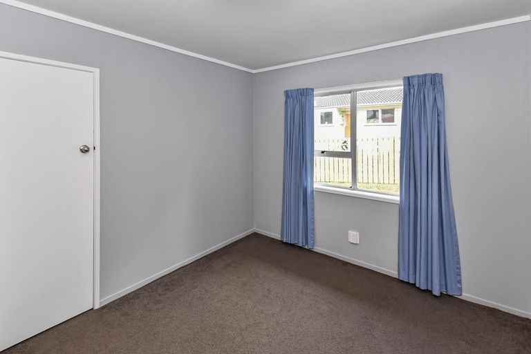 Photo of property in 121 Mahia Road, Wattle Downs, Auckland, 2103