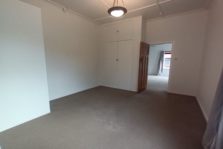 Photo of property in 1/12 Northumberland Avenue, Belmont, Auckland, 0622