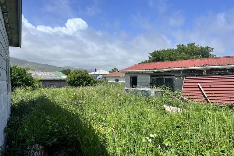 Photo of property in 2 Rigg Street, Blaketown, Greymouth, 7805