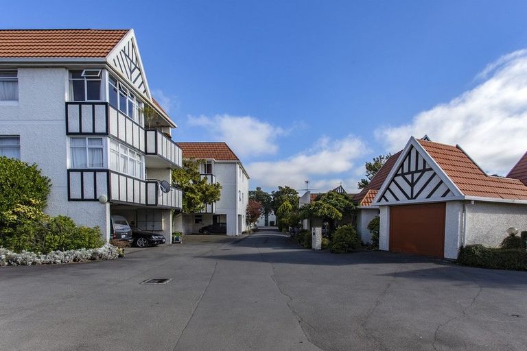 Photo of property in 24d Mansfield Avenue, St Albans, Christchurch, 8014