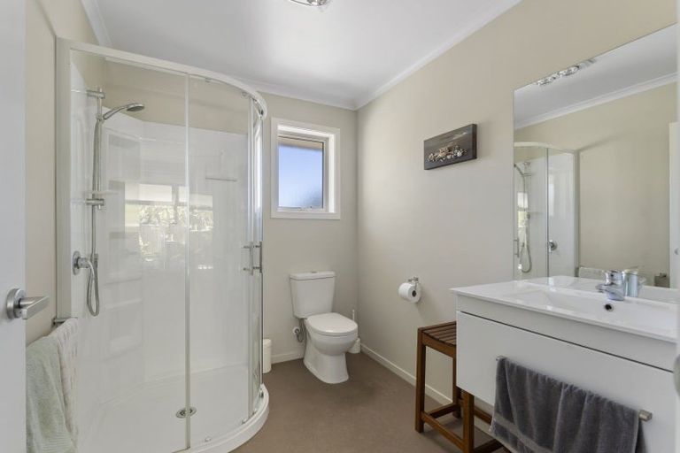 Photo of property in 118 Milton Terrace, Picton, 7220