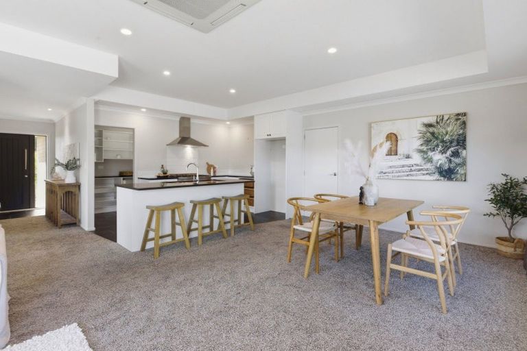 Photo of property in 14 Caldera Crescent, Pyes Pa, Tauranga, 3112