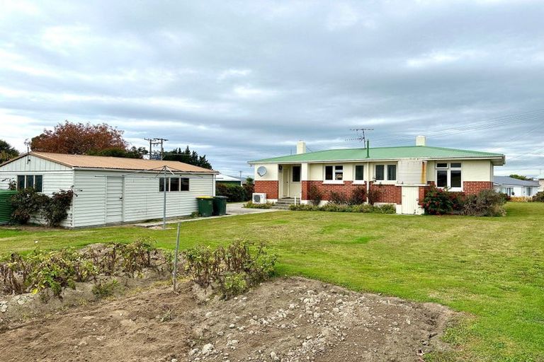 Photo of property in 1 Anderson Street, Stirling, 9231