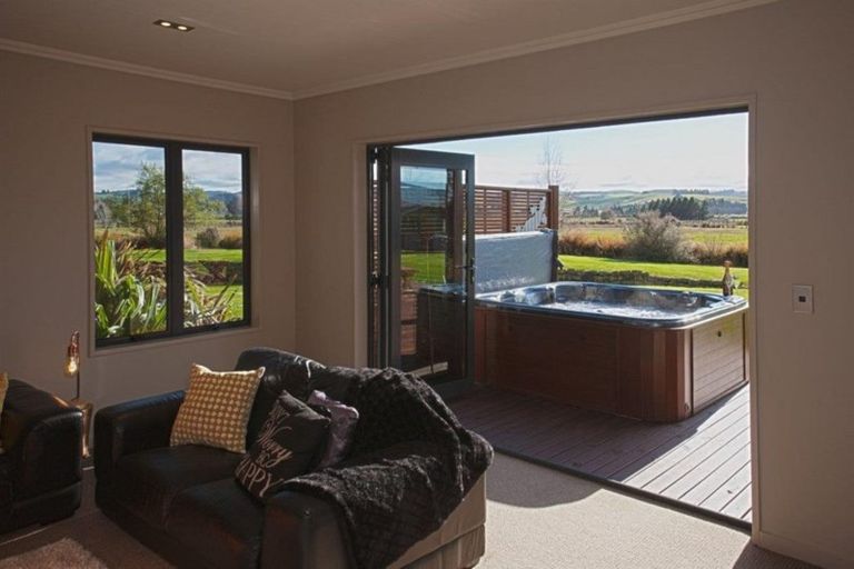 Photo of property in 46a North Branch Road, Milton, 9291