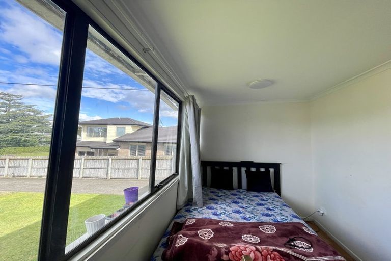 Photo of property in 34 Wattle Street, New Lynn, Auckland, 0600