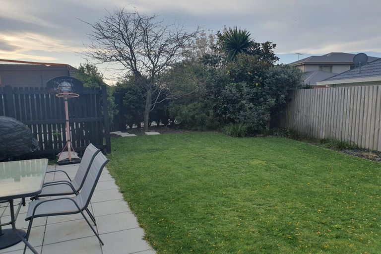 Photo of property in 59 Laing Crescent, Heathcote Valley, Christchurch, 8022