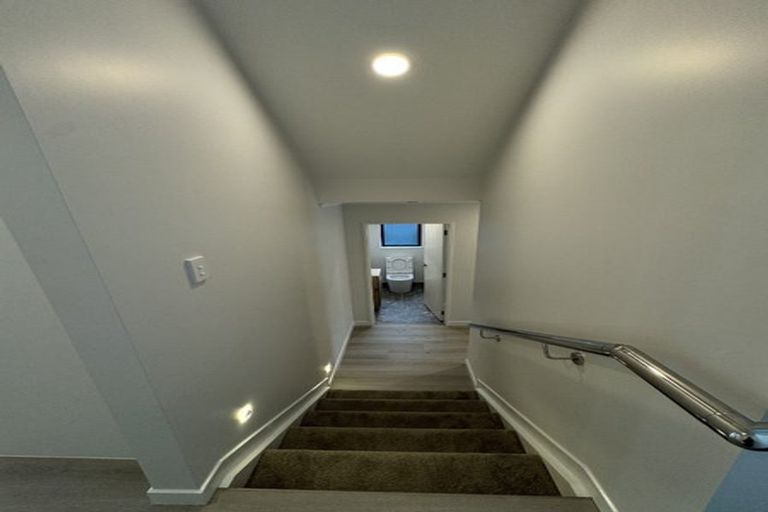 Photo of property in 3 Kikorangi Drive, Wainui, Silverdale, 0992