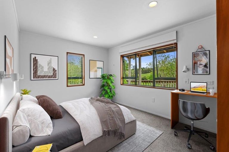 Photo of property in 136 Muriwai Road, Waimauku, 0881