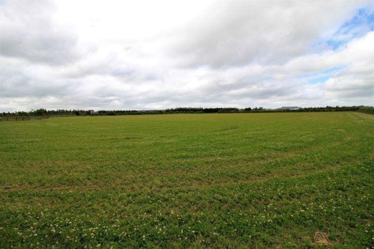 Photo of property in 17 Mulholland Drive, Darfield, 7571