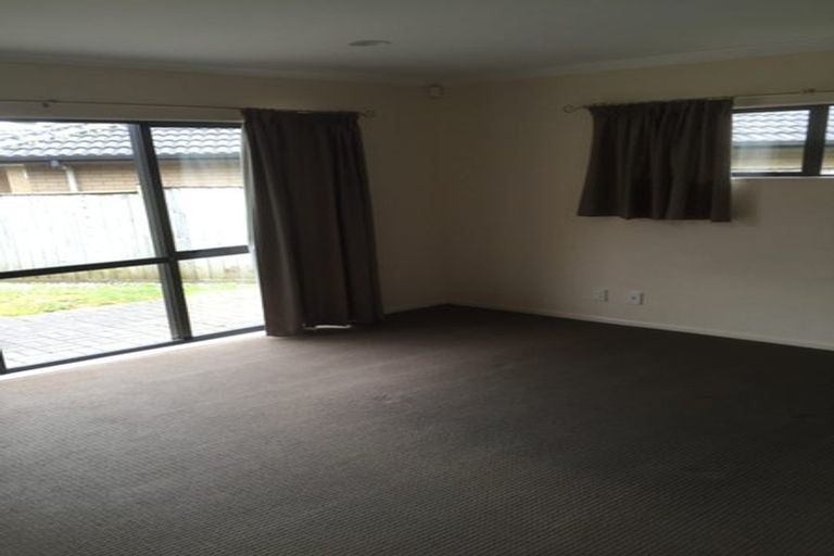Photo of property in 10 Amapur Place, Flat Bush, Auckland, 2019