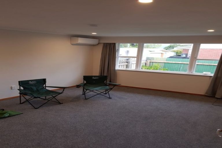 Photo of property in 2/384 Fergusson Drive, Heretaunga, Upper Hutt, 5018