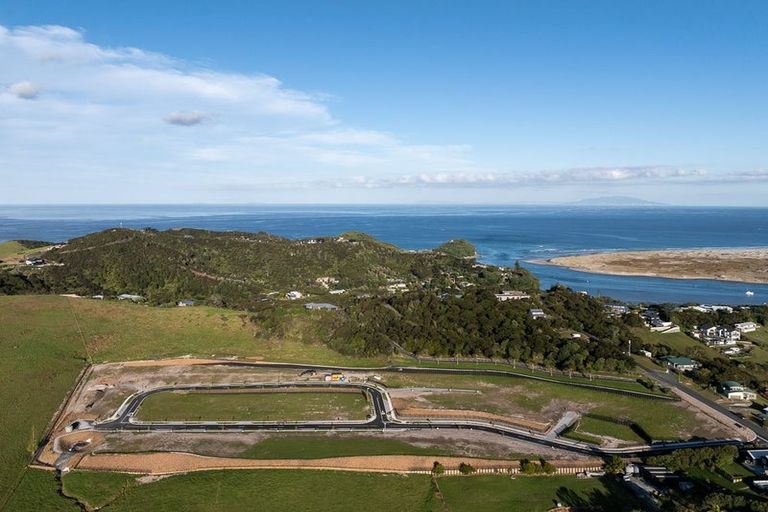 Photo of property in 55 Cullen Street, Mangawhai Heads, Mangawhai, 0505