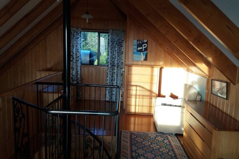 Photo of property in 126 Lone Kauri Road, Karekare, Auckland, 0772