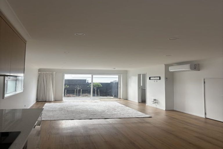 Photo of property in 56a Oxford Terrace, Epuni, Lower Hutt, 5011