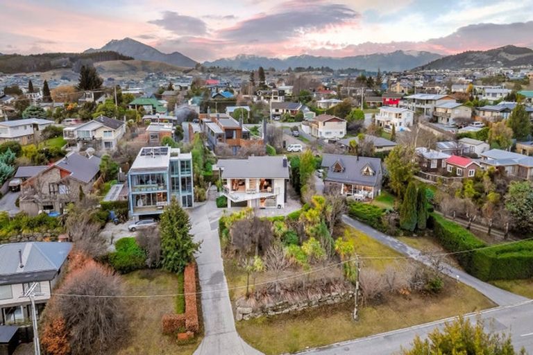 Photo of property in 169 Plantation Road, Wanaka, 9305