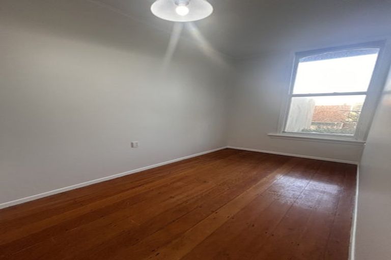 Photo of property in 39 Thompson Street, Mount Cook, Wellington, 6011