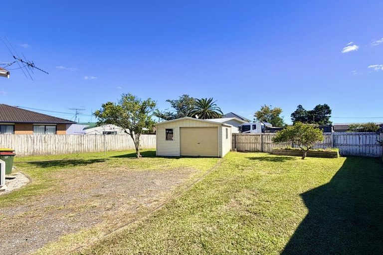 Photo of property in 1/126 Porchester Road, Papakura, 2110