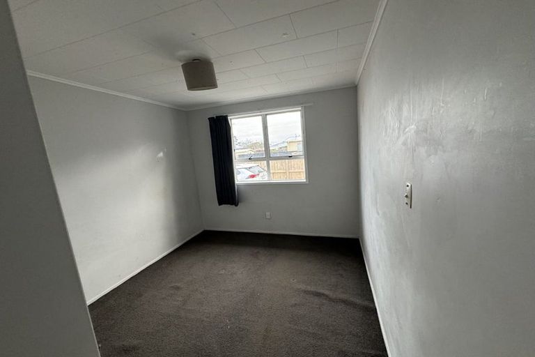 Photo of property in 166 Mahia Road, Wattle Downs, Auckland, 2103