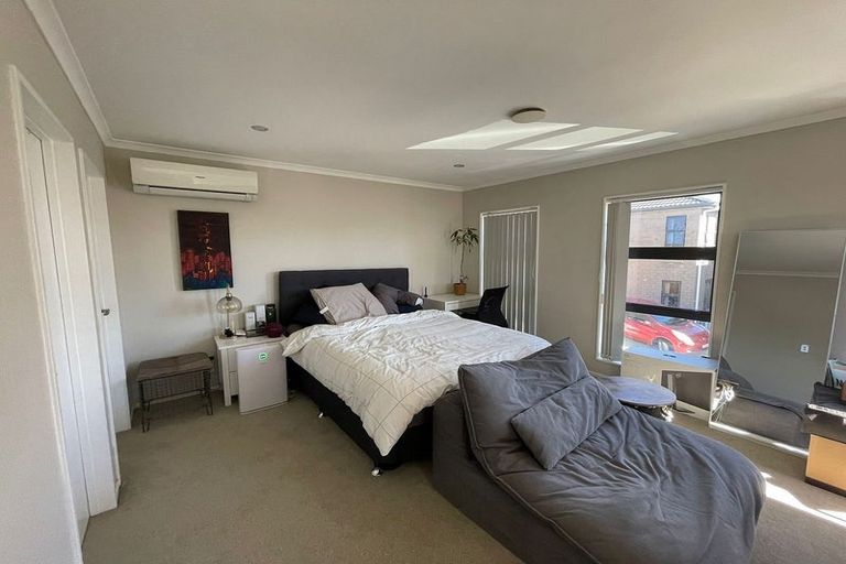Photo of property in 8 Goyal Lane, Pakuranga, Auckland, 2010