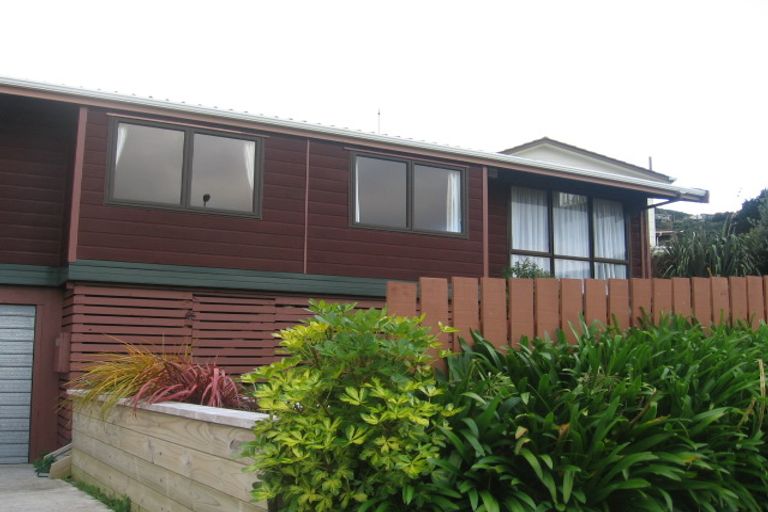 Photo of property in 49 Percy Dyett Drive, Karori, Wellington, 6012