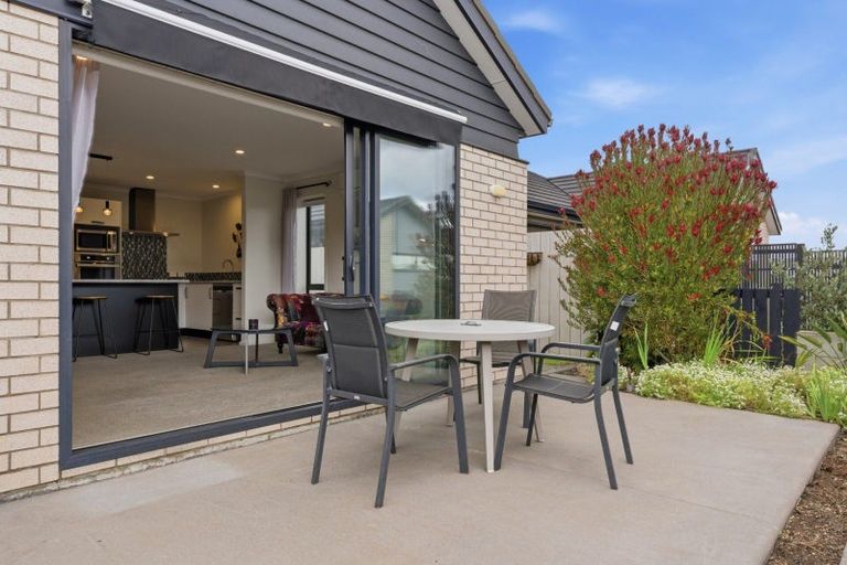 Photo of property in 5 Haka Way, Papamoa, 3118