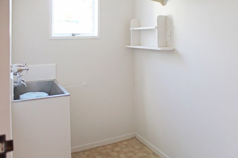 Photo of property in 2 Seaforth Avenue, Milson, Palmerston North, 4414