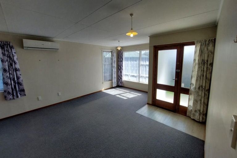 Photo of property in 6a Meldrum Place, Bishopdale, Christchurch, 8051