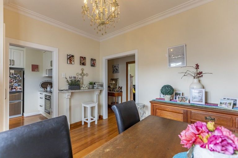 Photo of property in 1 Bowling Road, Greenmeadows, Napier, 4112