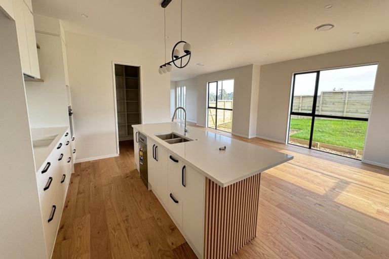 Photo of property in 1 Wagyu Lane, Karaka, 2580