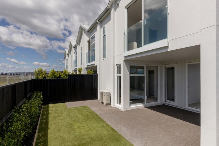 Photo of property in 10 Rehua Way, Papamoa, 3118