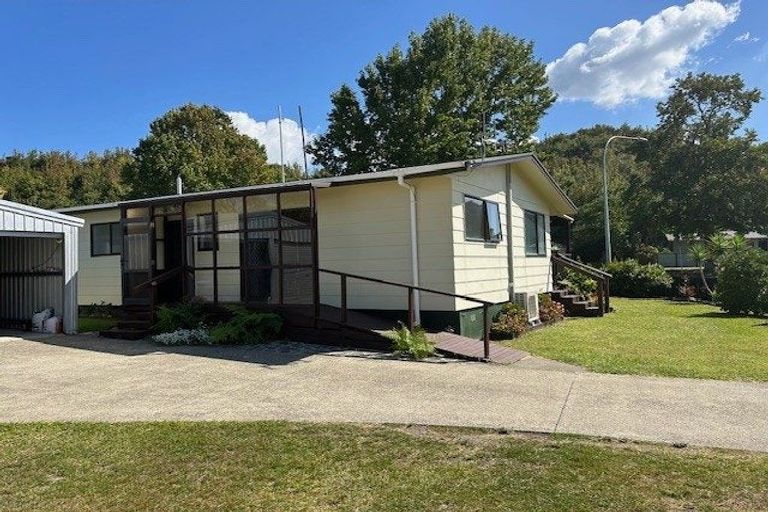 Photo of property in 1 Emme Allan Road, Kawerau, 3127
