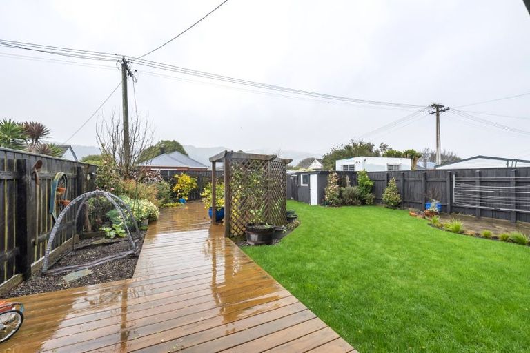 Photo of property in 356 Cambridge Terrace, Naenae, Lower Hutt, 5011