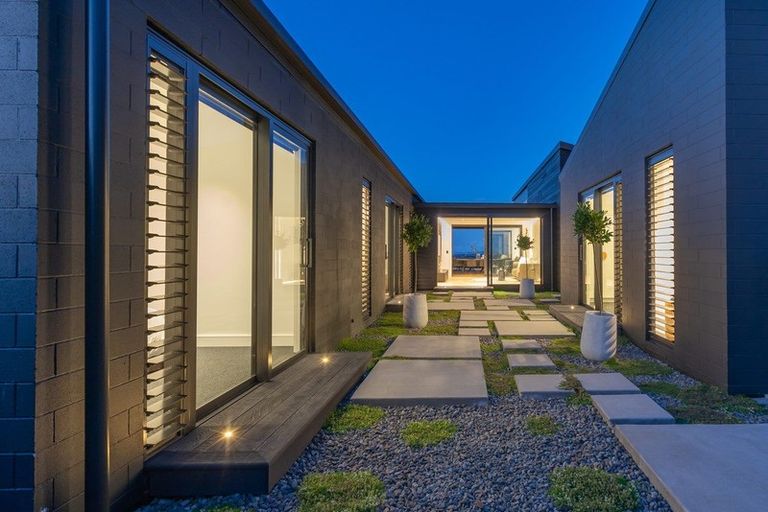 Photo of property in 296 Kitchener Road, Pukekohe, 2120