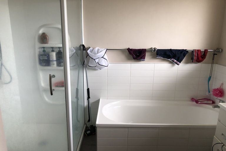 Photo of property in 55a Kenderdine Road, Papatoetoe, Auckland, 2025