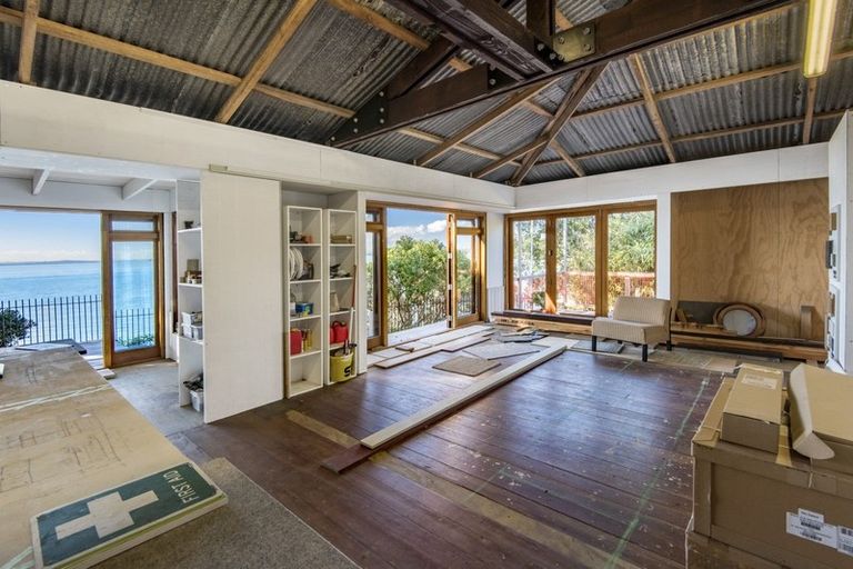 Photo of property in 84a Vauxhall Road, Narrow Neck, Auckland, 0624