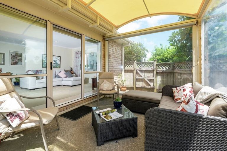 Photo of property in 47 Corta Bella Place, Golflands, Auckland, 2013