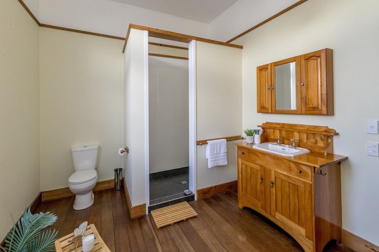 Photo of property in 1 Winslow Place, Levin, 5510