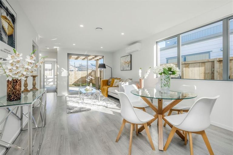 Photo of property in 15 Fredrick Hanson Road, Papakura, 2110