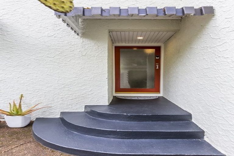 Photo of property in 1/36 Seabrook Avenue, New Lynn, Auckland, 0600