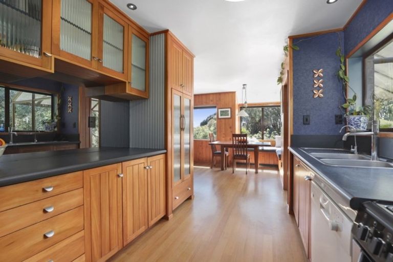 Photo of property in 26 Whaanga Road, Raglan, 3297