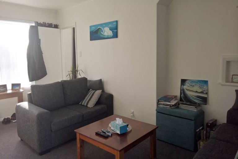 Photo of property in 25a-d Tireti Road, Titahi Bay, Porirua, 5022