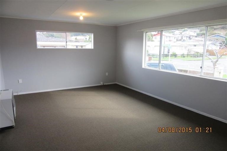 Photo of property in 268 Wellington Road, Wainuiomata, Lower Hutt, 5014