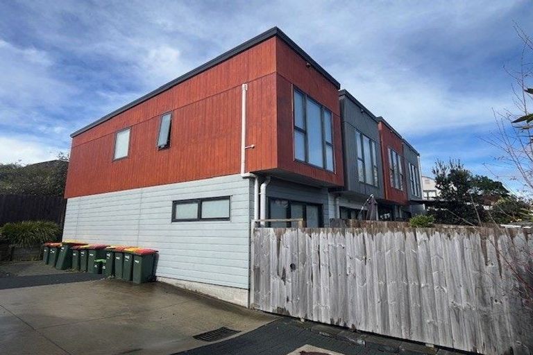 Photo of property in 70a Union Road, Howick, Auckland, 2014