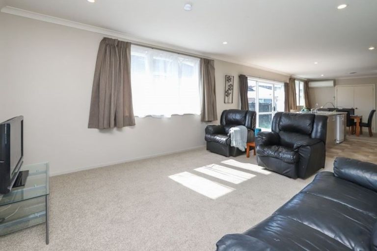 Photo of property in 19a Croall Crescent, St Andrews, Hamilton, 3200