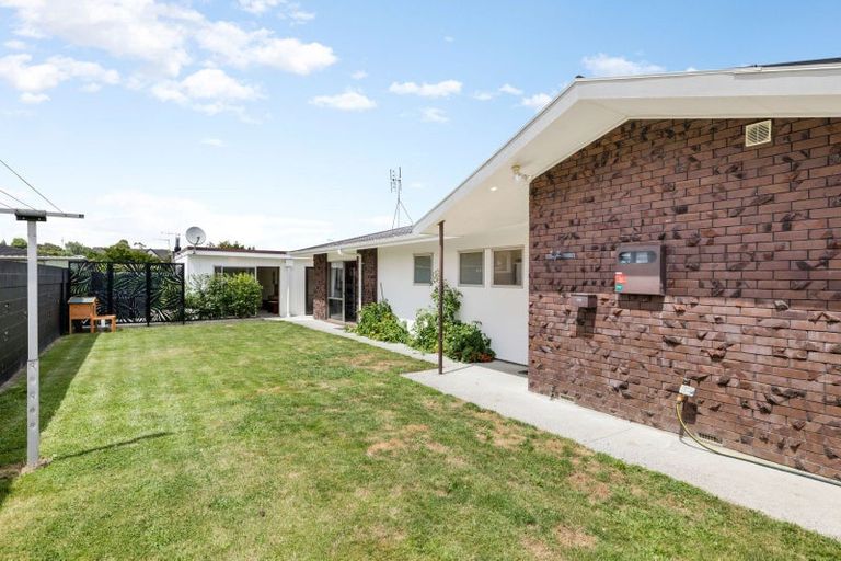 Photo of property in 20 Hillary Street, Chedworth, Hamilton, 3210