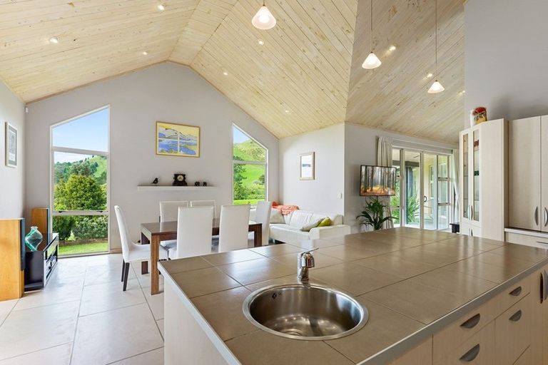 Photo of property in 122 Mickell Road, Hautere, Otaki, 5582