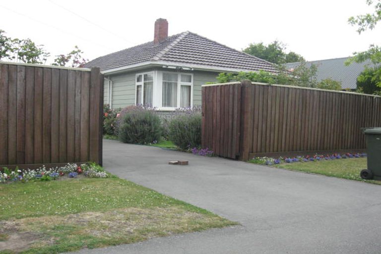 Photo of property in 1/24 Bowen Street, Upper Riccarton, Christchurch, 8041