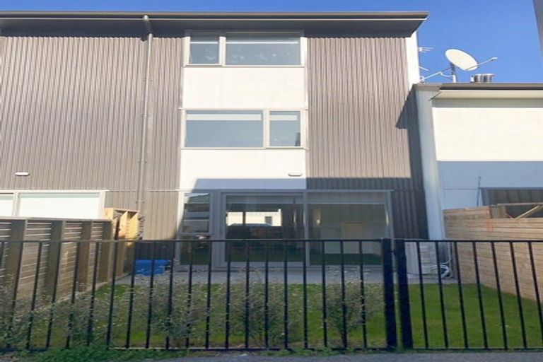Photo of property in 13 John Street, Petone, Lower Hutt, 5012