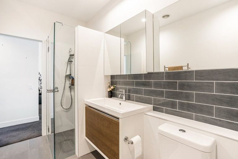 Photo of property in 113 Buckley Avenue, Hobsonville, Auckland, 0616