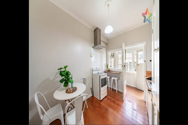 Photo of property in 20 Ludlam Crescent, Woburn, Lower Hutt, 5010